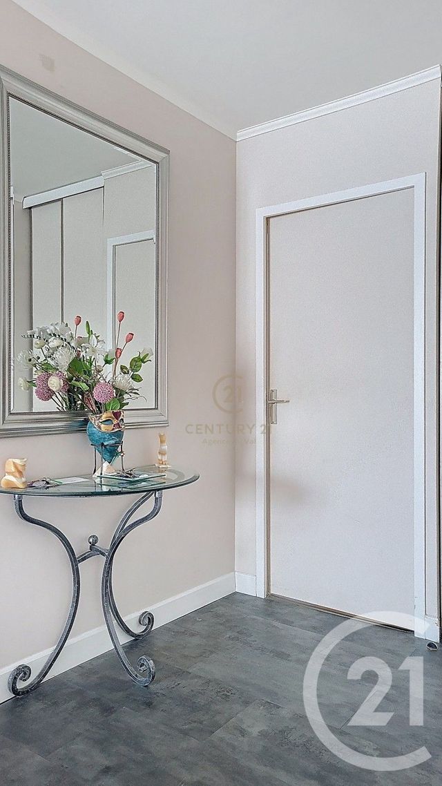 Appartement F4 à vendre - 4 pièces - 80.34 m2 - CHAMPS SUR MARNE - 77 - ILE-DE-FRANCE - Century 21 Agence Du Val