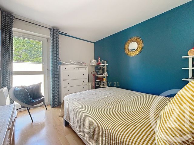 Appartement F4 à vendre - 4 pièces - 84.04 m2 - CHAMPS SUR MARNE - 77 - ILE-DE-FRANCE - Century 21 Agence Du Val