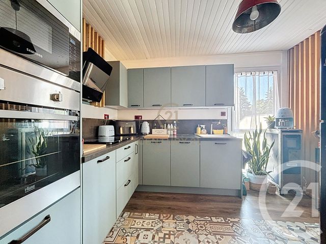 Appartement F4 à vendre - 4 pièces - 84.04 m2 - CHAMPS SUR MARNE - 77 - ILE-DE-FRANCE - Century 21 Agence Du Val