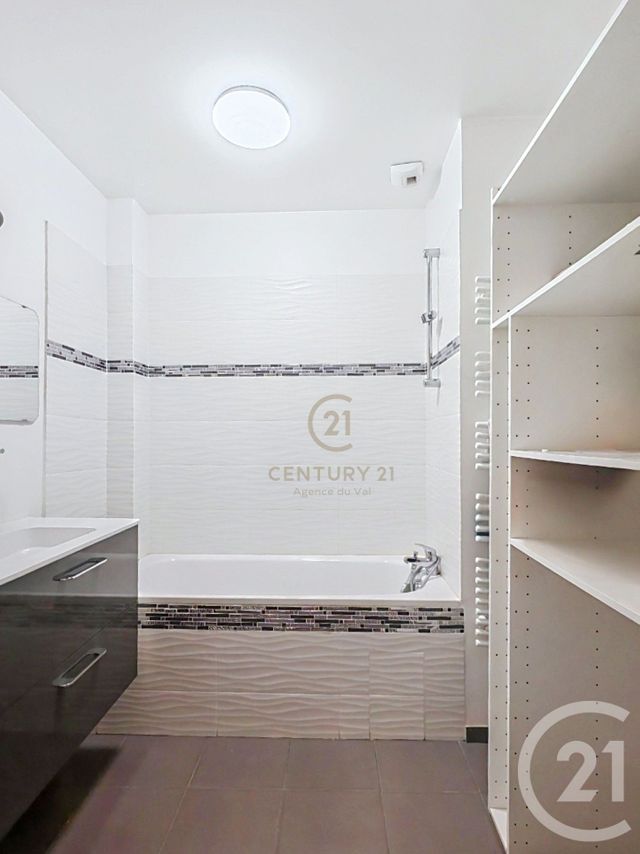 maison à vendre - 5 pièces - 96.13 m2 - CHAMPS SUR MARNE - 77 - ILE-DE-FRANCE - Century 21 Agence Du Val