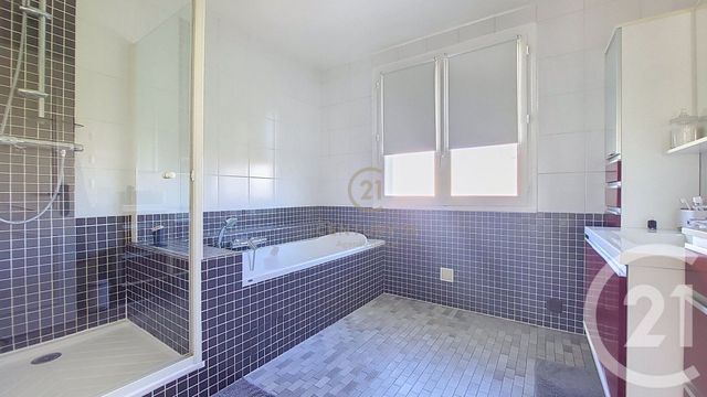 maison à vendre - 6 pièces - 160.54 m2 - CHAMPS SUR MARNE - 77 - ILE-DE-FRANCE - Century 21 Agence Du Val