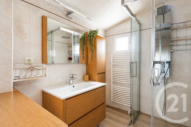 maison à vendre - 5 pièces - 114.82 m2 - CHAMPS SUR MARNE - 77 - ILE-DE-FRANCE - Century 21 Agence Du Val