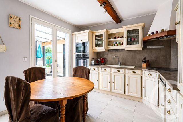 maison à vendre - 5 pièces - 114.82 m2 - CHAMPS SUR MARNE - 77 - ILE-DE-FRANCE - Century 21 Agence Du Val