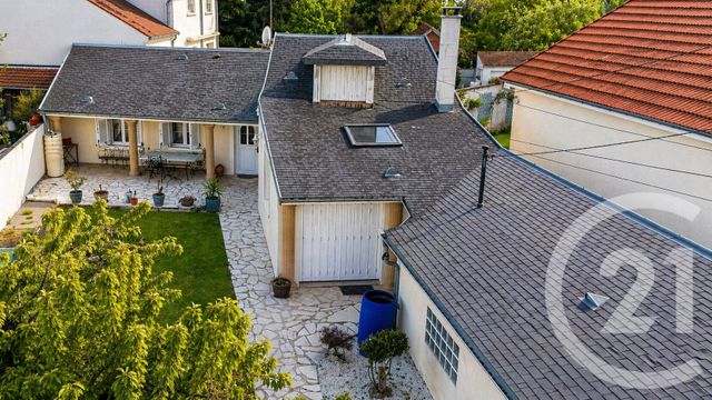 maison à vendre - 4 pièces - 79.83 m2 - CHAMPS SUR MARNE - 77 - ILE-DE-FRANCE - Century 21 Agence Du Val