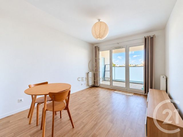 Appartement F2 à vendre - 2 pièces - 38.66 m2 - NOISIEL - 77 - ILE-DE-FRANCE - Century 21 Agence Du Val