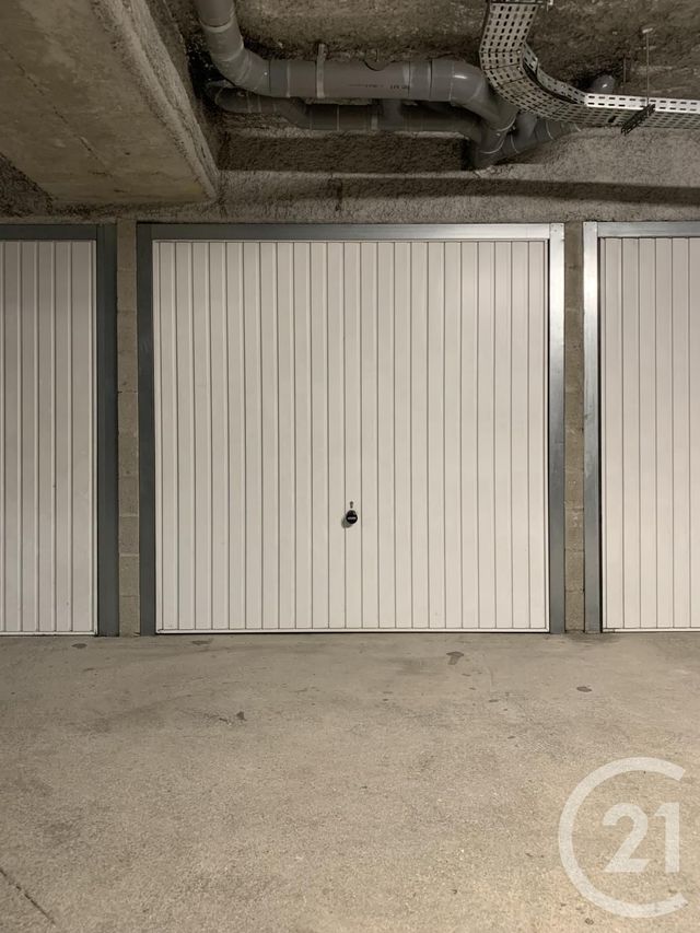 parking à louer - 11.29 m2 - EMERAINVILLE - 77 - ILE-DE-FRANCE - Century 21 Agence Du Val