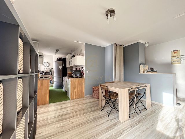 appartement - CHAMPS SUR MARNE - 77