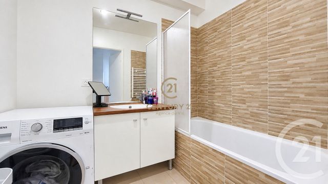 Appartement F3 à vendre - 3 pièces - 64.5 m2 - CHAMPS SUR MARNE - 77 - ILE-DE-FRANCE - Century 21 Agence Du Val