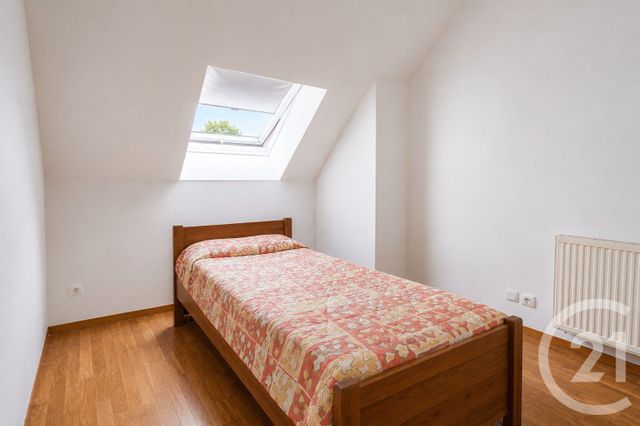 maison à vendre - 5 pièces - 119.55 m2 - CHAMPS SUR MARNE - 77 - ILE-DE-FRANCE - Century 21 Agence Du Val