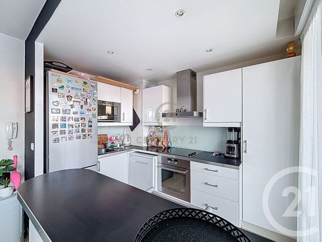 Appartement F3 à vendre - 3 pièces - 65.82 m2 - CHAMPS SUR MARNE - 77 - ILE-DE-FRANCE - Century 21 Agence Du Val