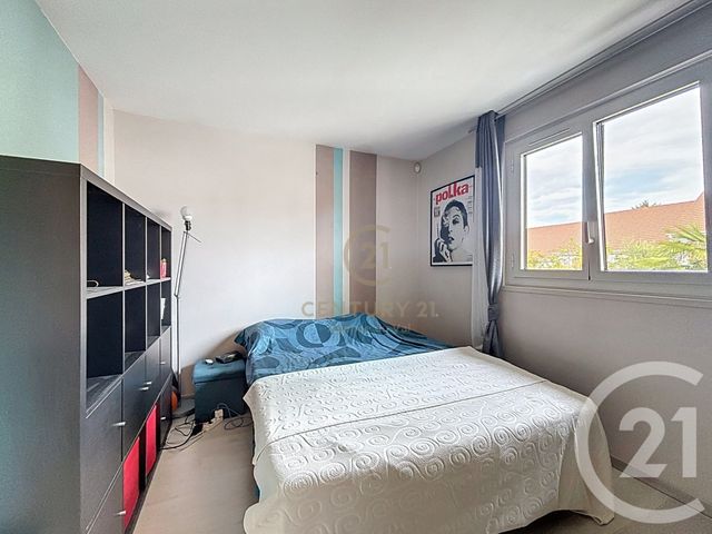 maison à vendre - 7 pièces - 131.49 m2 - CHAMPS SUR MARNE - 77 - ILE-DE-FRANCE - Century 21 Agence Du Val