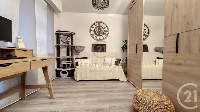 Afficher la photo en grand Appartement F3 à vendre - 3 pièces - 60.39 m2 - NOISY LE GRAND - 93 - ILE-DE-FRANCE - Century 21 Agence Du Val