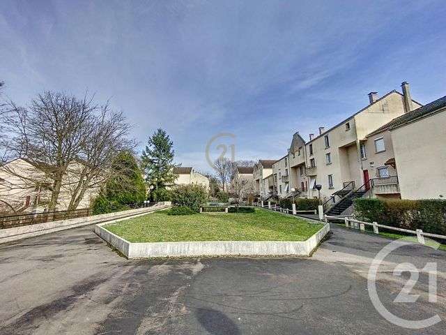 Appartement F4 à vendre - 4 pièces - 78.18 m2 - CHAMPS SUR MARNE - 77 - ILE-DE-FRANCE - Century 21 Agence Du Val