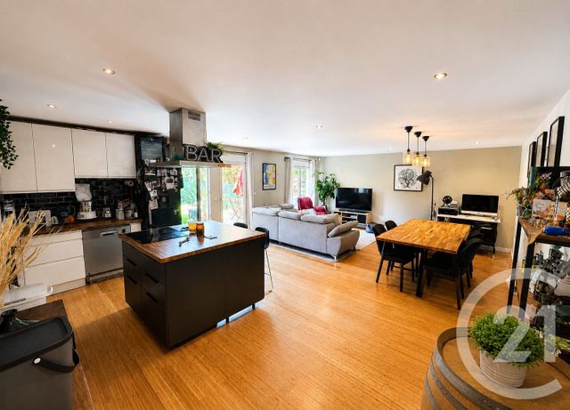 Appartement F4 à vendre - 4 pièces - 80.72 m2 - CHAMPS SUR MARNE - 77 - ILE-DE-FRANCE - Century 21 Agence Du Val