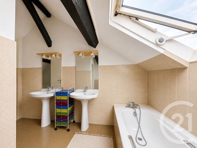 Appartement F3 à vendre - 3 pièces - 93.1 m2 - CHAMPS SUR MARNE - 77 - ILE-DE-FRANCE - Century 21 Agence Du Val