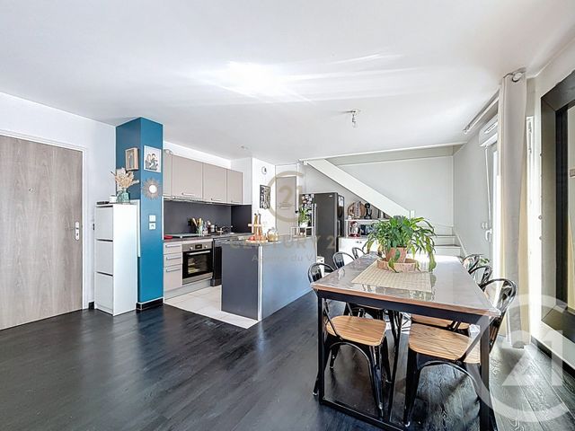 Appartement Duplex à vendre - 5 pièces - 76.37 m2 - CHAMPS SUR MARNE - 77 - ILE-DE-FRANCE - Century 21 Agence Du Val