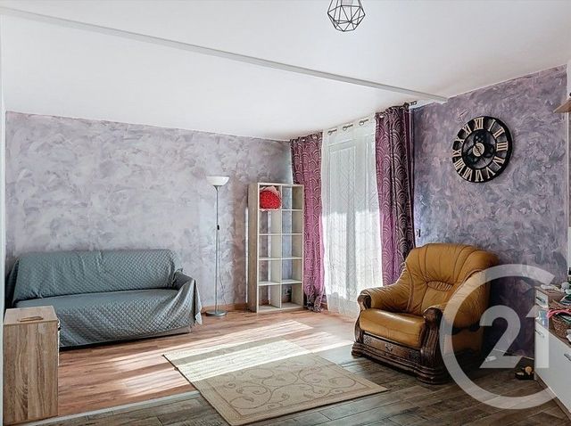 Afficher la photo en grand Appartement F4 à vendre - 4 pièces - 64.8 m2 - CHAMPS SUR MARNE - 77 - ILE-DE-FRANCE - Century 21 Agence Du Val