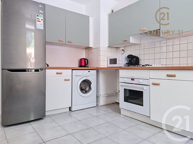 Appartement F3 à louer - 3 pièces - 68.24 m2 - CHAMPS SUR MARNE - 77 - ILE-DE-FRANCE - Century 21 Agence Du Val