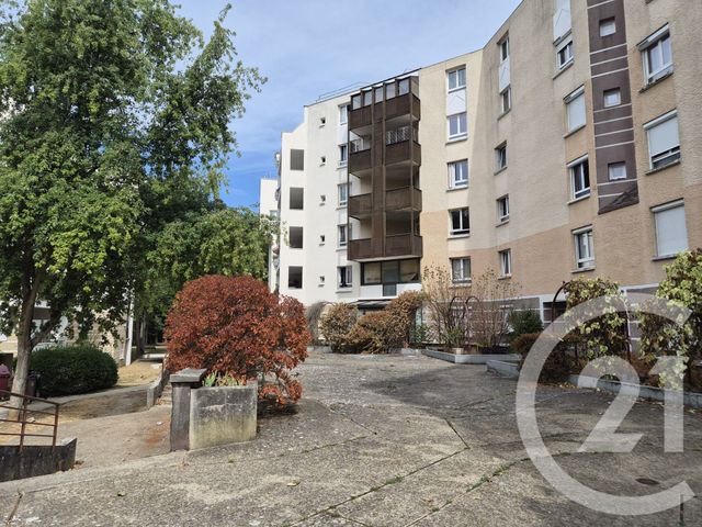 Appartement F3 à louer - 3 pièces - 68.24 m2 - CHAMPS SUR MARNE - 77 - ILE-DE-FRANCE - Century 21 Agence Du Val