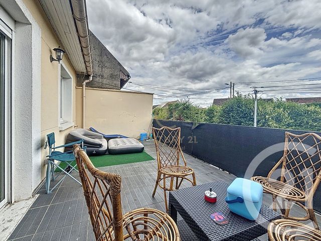 Appartement Studio à vendre - 1 pièce - 23.56 m2 - CHAMPS SUR MARNE - 77 - ILE-DE-FRANCE - Century 21 Agence Du Val