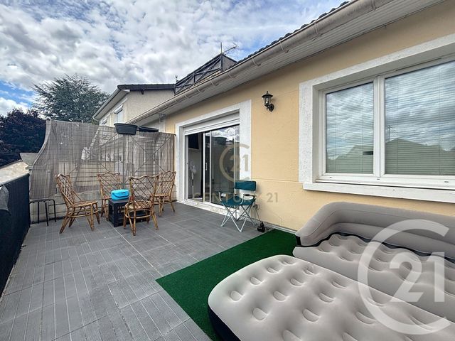 Appartement Studio à vendre - 1 pièce - 23.56 m2 - CHAMPS SUR MARNE - 77 - ILE-DE-FRANCE - Century 21 Agence Du Val