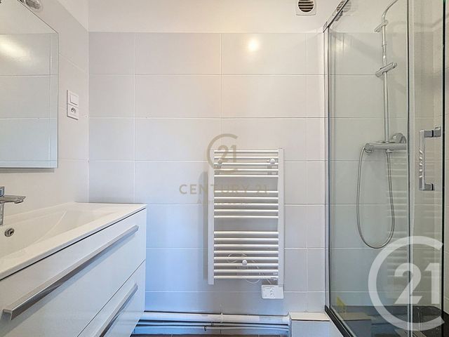 Appartement F5 à vendre - 5 pièces - 112.58 m2 - CHAMPS SUR MARNE - 77 - ILE-DE-FRANCE - Century 21 Agence Du Val