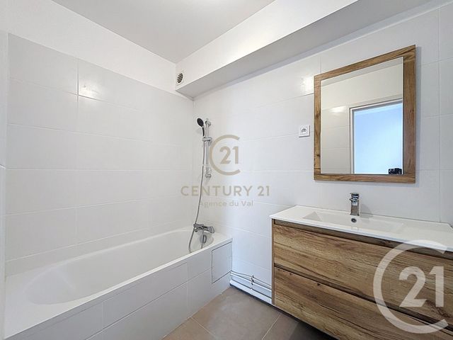 Appartement F5 à vendre - 5 pièces - 112.58 m2 - CHAMPS SUR MARNE - 77 - ILE-DE-FRANCE - Century 21 Agence Du Val