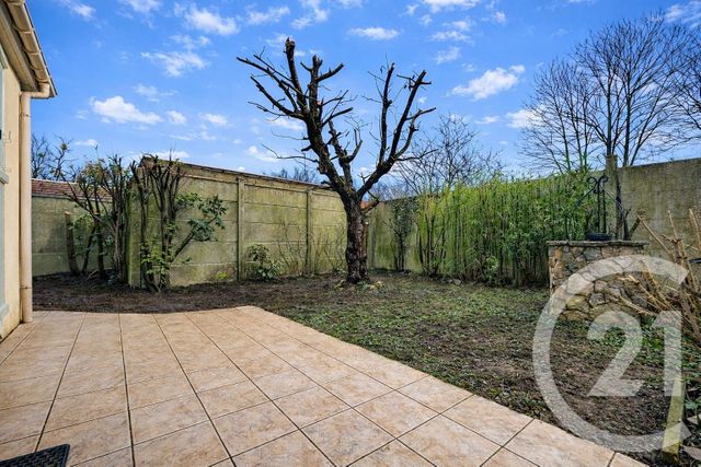 maison à vendre - 5 pièces - 91.24 m2 - CHAMPS SUR MARNE - 77 - ILE-DE-FRANCE - Century 21 Agence Du Val