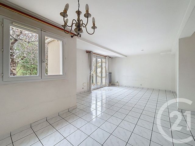 maison à vendre - 5 pièces - 91.24 m2 - CHAMPS SUR MARNE - 77 - ILE-DE-FRANCE - Century 21 Agence Du Val