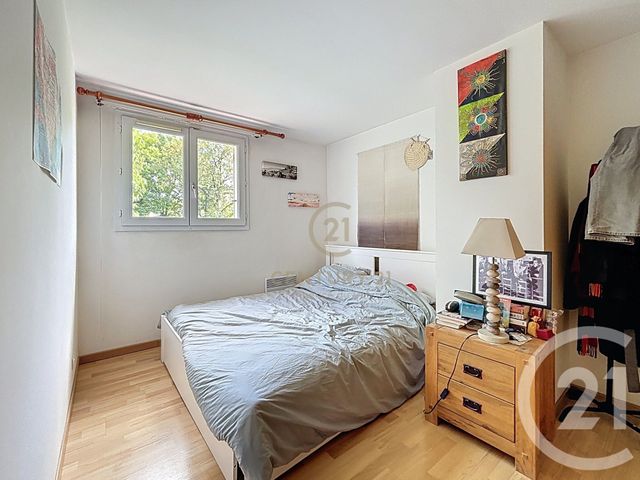 maison à vendre - 5 pièces - 91.24 m2 - CHAMPS SUR MARNE - 77 - ILE-DE-FRANCE - Century 21 Agence Du Val