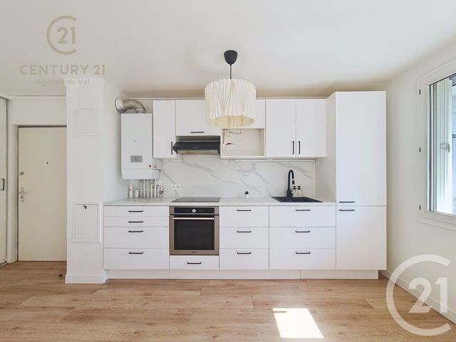 Appartement F3 à louer - 3 pièces - 60.74 m2 - TORCY - 77 - ILE-DE-FRANCE - Century 21 Agence Du Val