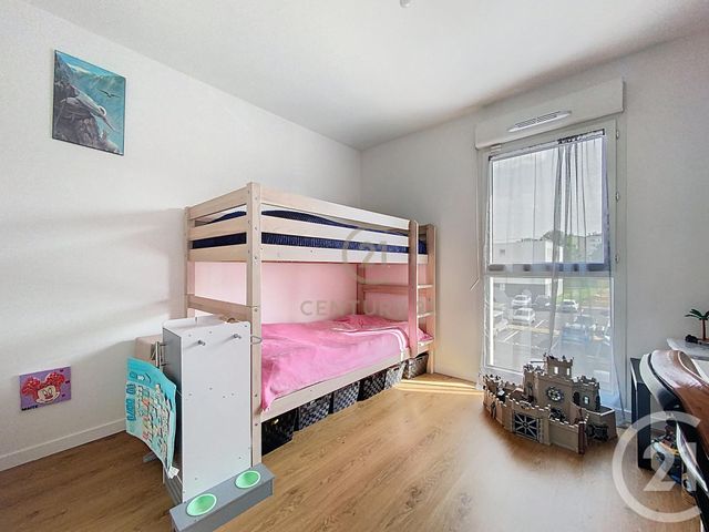 Appartement F4 à vendre - 4 pièces - 90.85 m2 - NOISIEL - 77 - ILE-DE-FRANCE - Century 21 Agence Du Val