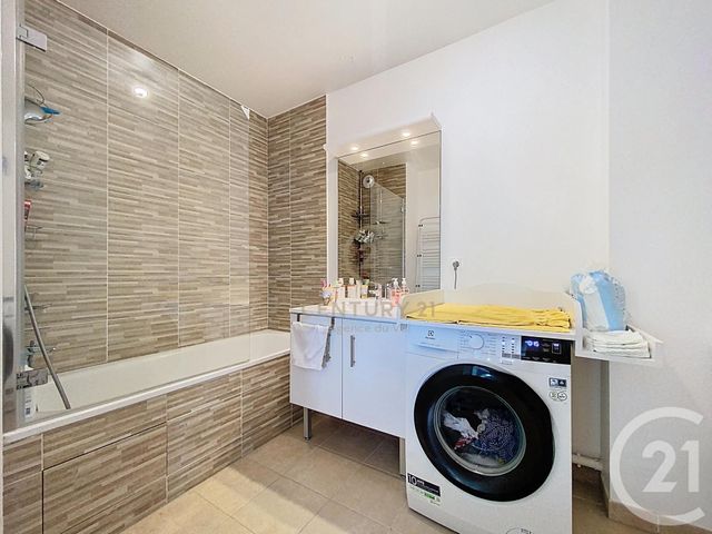 Appartement F4 à vendre - 4 pièces - 90.85 m2 - NOISIEL - 77 - ILE-DE-FRANCE - Century 21 Agence Du Val