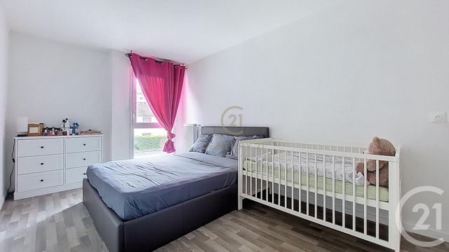 Appartement F2 à vendre - 2 pièces - 54.53 m2 - CHAMPS SUR MARNE - 77 - ILE-DE-FRANCE - Century 21 Agence Du Val