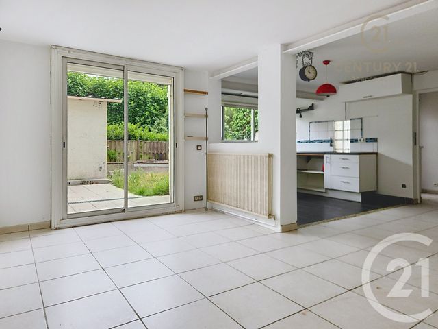 maison à louer - 4 pièces - 83.6 m2 - CHAMPS SUR MARNE - 77 - ILE-DE-FRANCE - Century 21 Agence Du Val