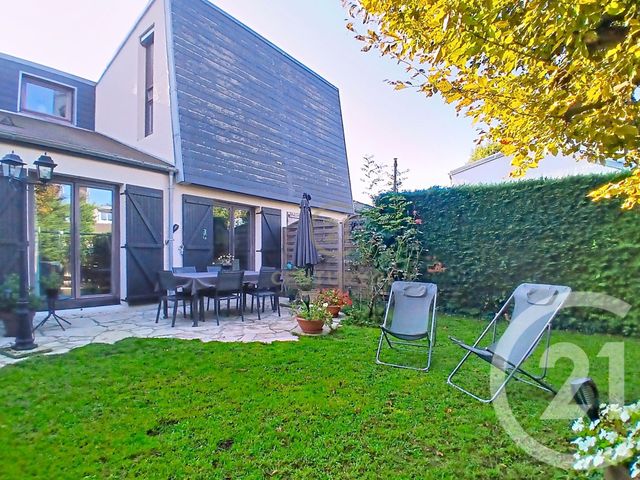 maison à vendre - 5 pièces - 124.3 m2 - CHAMPS SUR MARNE - 77 - ILE-DE-FRANCE - Century 21 Agence Du Val