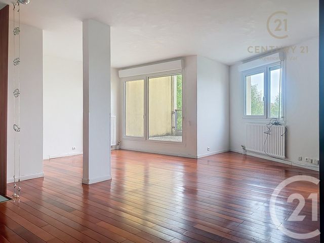 Appartement F4 à louer - 4 pièces - 86.16 m2 - NOISIEL - 77 - ILE-DE-FRANCE - Century 21 Agence Du Val