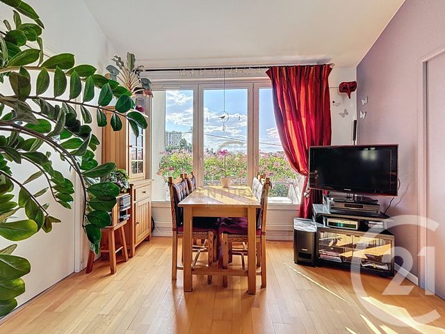 Appartement F3 à vendre - 3 pièces - 49.7 m2 - GOURNAY SUR MARNE - 93 - ILE-DE-FRANCE - Century 21 Agence Du Val