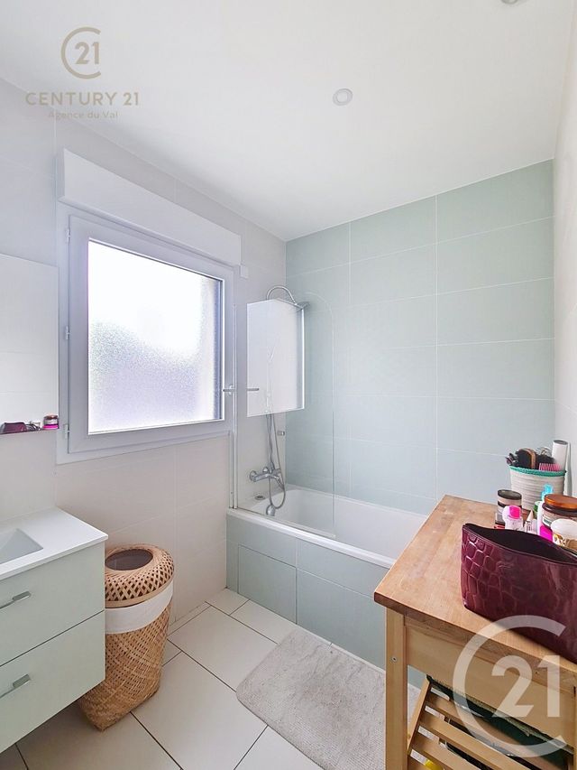 maison à louer - 4 pièces - 80.18 m2 - CHAMPS SUR MARNE - 77 - ILE-DE-FRANCE - Century 21 Agence Du Val