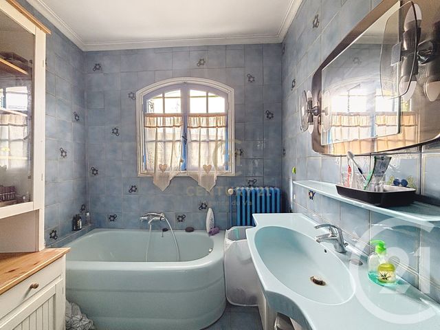 maison à vendre - 12 pièces - 270.08 m2 - CHAMPS SUR MARNE - 77 - ILE-DE-FRANCE - Century 21 Agence Du Val