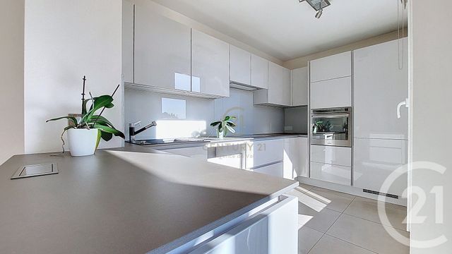 Appartement F3 à vendre - 3 pièces - 64.62 m2 - NOISIEL - 77 - ILE-DE-FRANCE - Century 21 Agence Du Val