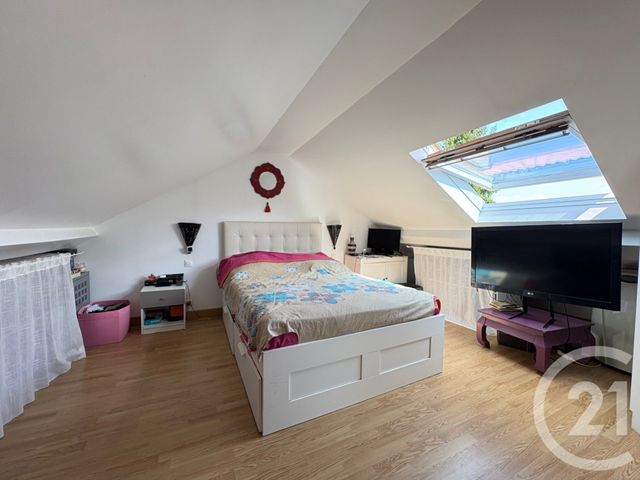 maison à vendre - 5 pièces - 92.0 m2 - EMERAINVILLE - 77 - ILE-DE-FRANCE - Century 21 Agence Du Val