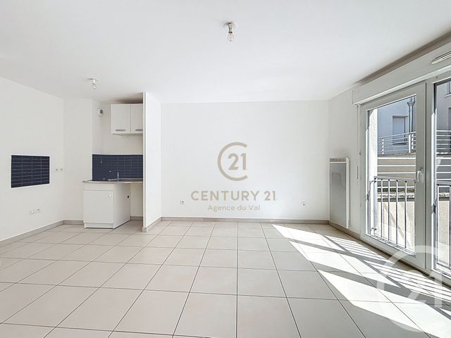 Appartement F2 à louer - 2 pièces - 44.1 m2 - CHAMPS SUR MARNE - 77 - ILE-DE-FRANCE - Century 21 Agence Du Val
