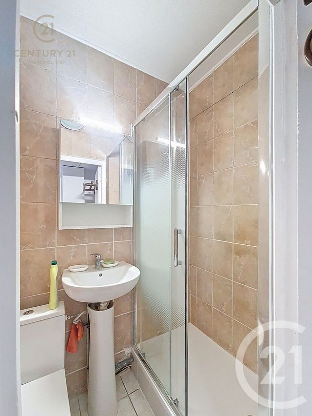 Appartement F3 à louer - 3 pièces - 42.68 m2 - LE PERREUX SUR MARNE - 94 - ILE-DE-FRANCE - Century 21 Agence Du Val