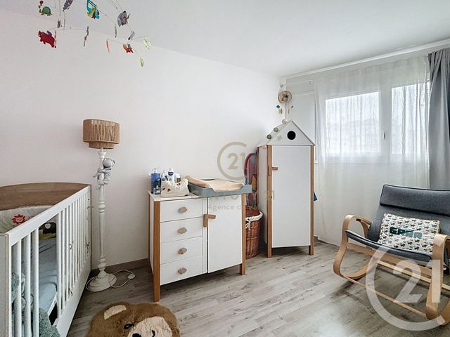 Appartement F4 à vendre - 4 pièces - 79.38 m2 - CHAMPS SUR MARNE - 77 - ILE-DE-FRANCE - Century 21 Agence Du Val