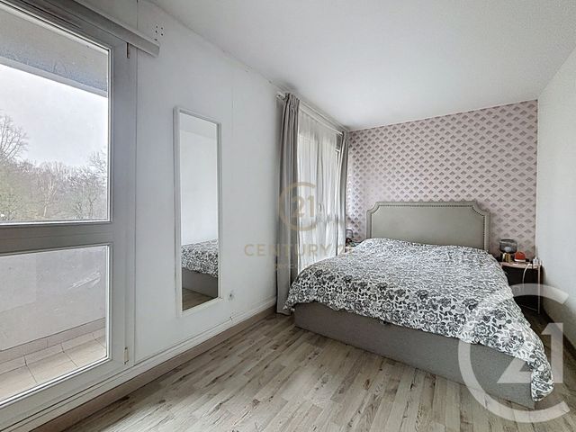 Appartement F4 à vendre - 4 pièces - 79.38 m2 - CHAMPS SUR MARNE - 77 - ILE-DE-FRANCE - Century 21 Agence Du Val