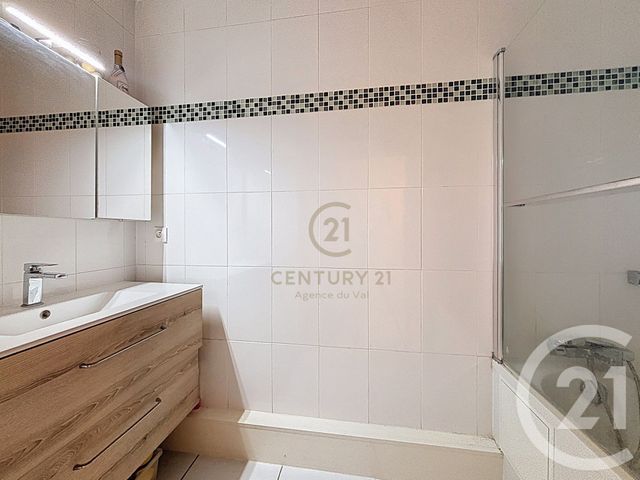 Appartement F4 à vendre - 4 pièces - 79.38 m2 - CHAMPS SUR MARNE - 77 - ILE-DE-FRANCE - Century 21 Agence Du Val