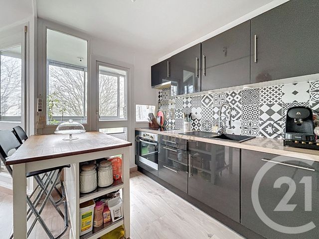 Appartement F4 à vendre - 4 pièces - 79.38 m2 - CHAMPS SUR MARNE - 77 - ILE-DE-FRANCE - Century 21 Agence Du Val