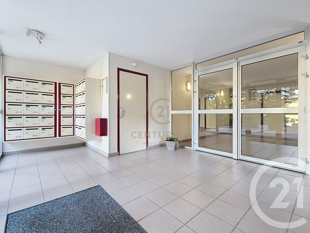 Afficher la photo en grand Appartement F3 à vendre - 3 pièces - 67.15 m2 - CHAMPS SUR MARNE - 77 - ILE-DE-FRANCE - Century 21 Agence Du Val