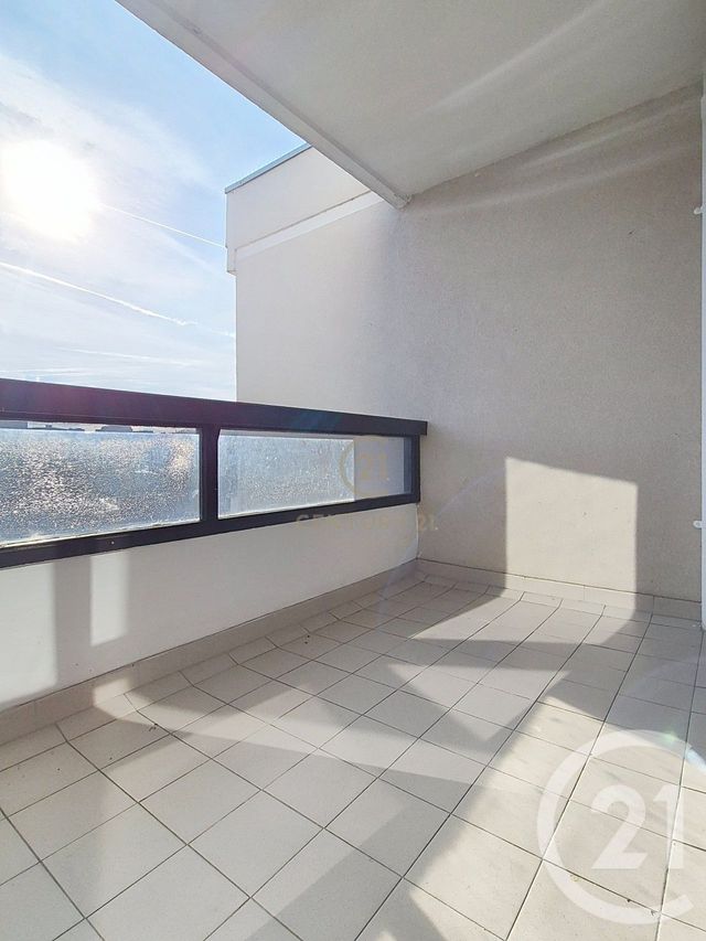 Afficher la photo en grand Appartement F3 à vendre - 3 pièces - 67.15 m2 - CHAMPS SUR MARNE - 77 - ILE-DE-FRANCE - Century 21 Agence Du Val